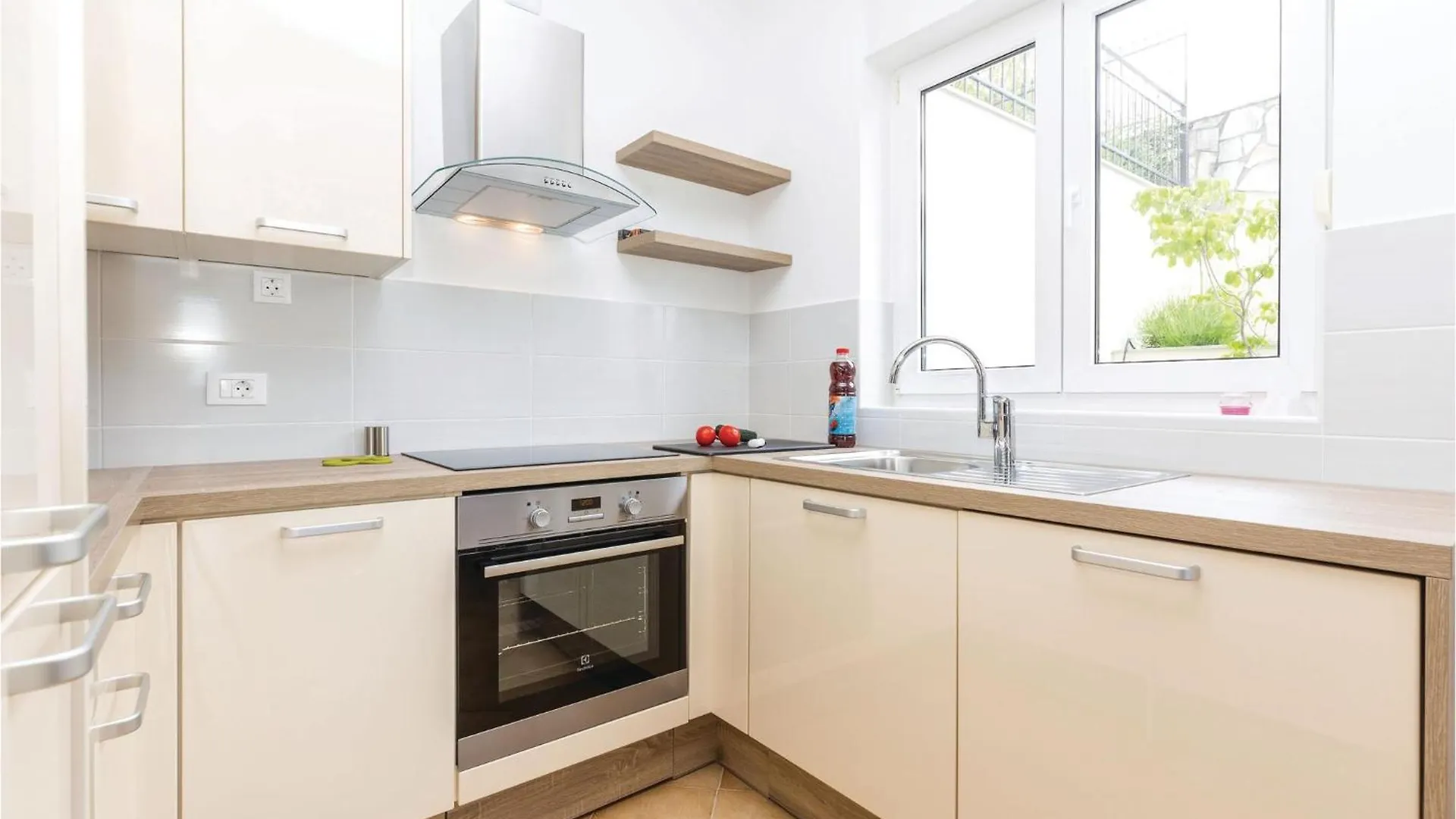 Beautiful Apartment In Crikvenica With Wifi